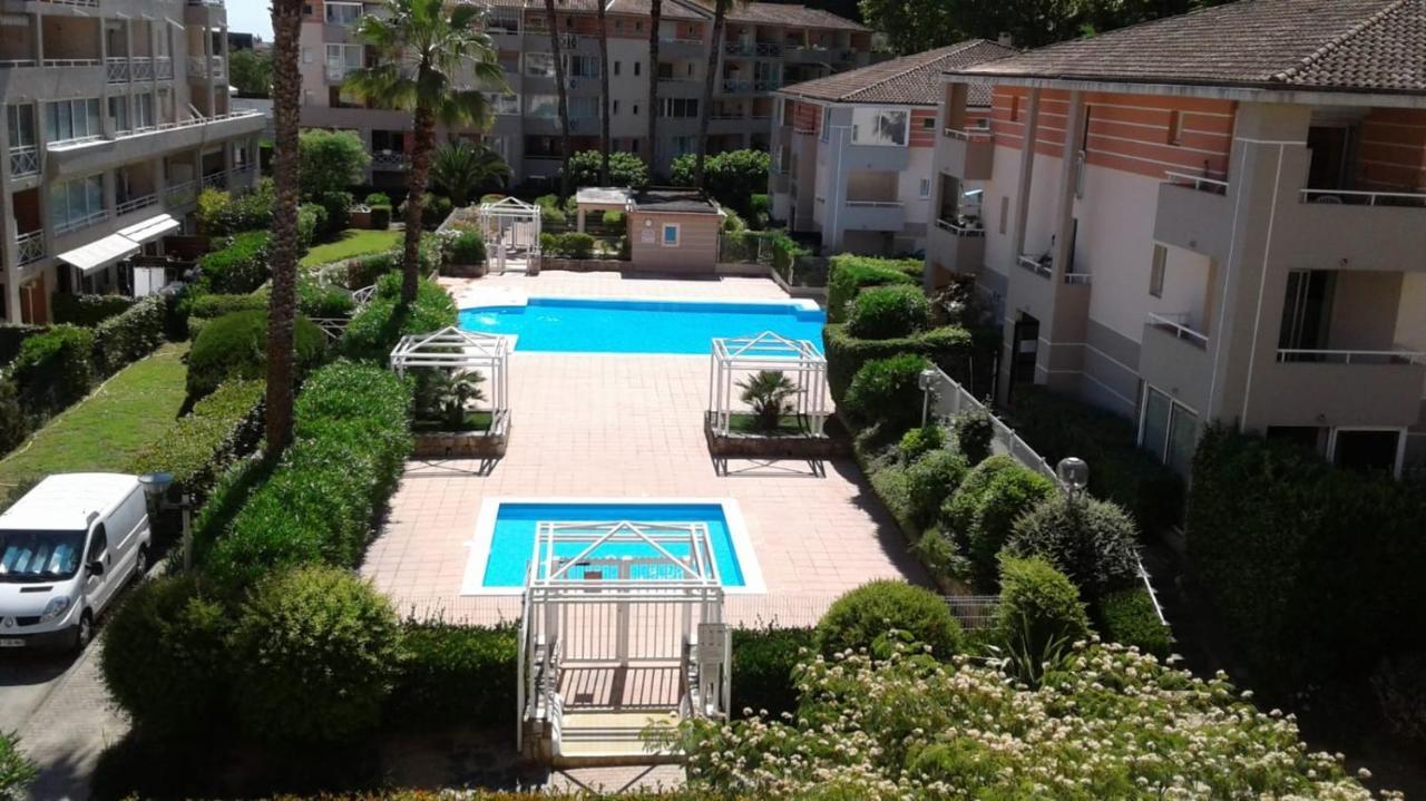 Apartamento Le Cyana Cagnes-sur-Mer Exterior foto